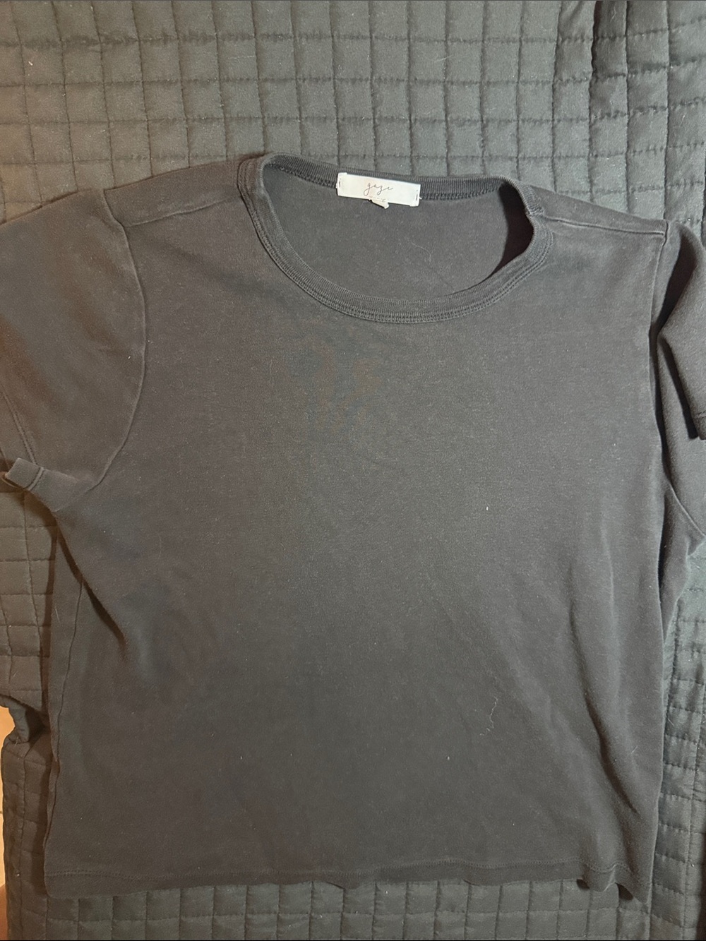 gaze Black Short Sleeve Crew Neck Tee